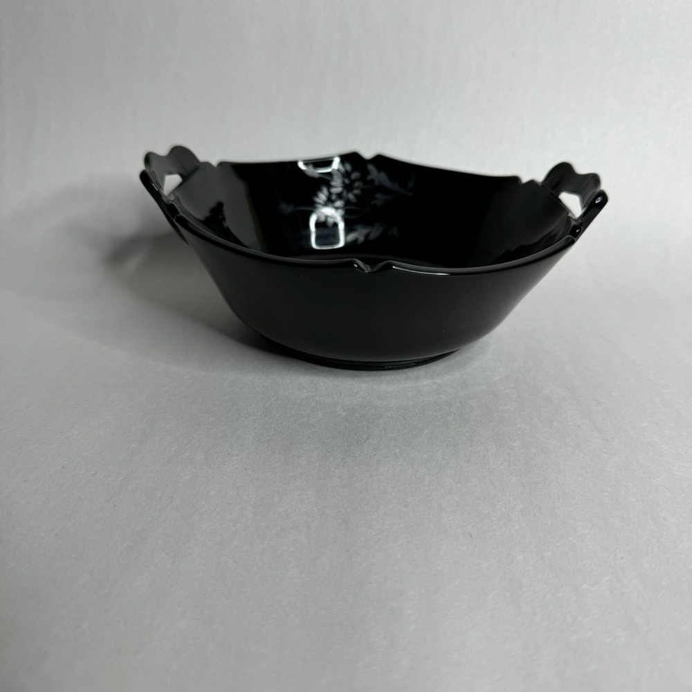 Vintage 6" Black Amethyst Glass Tab Handle Art Decor Serving Bowl LE Smith - Picture 2 of 9